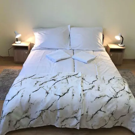 Ella Apartment Debrecen