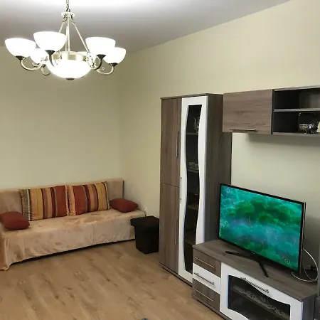 Ella شقة ديبريتْسين